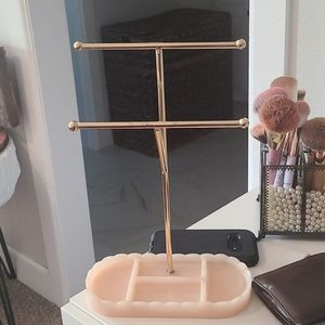 Urban. Outfitters jewelry stand